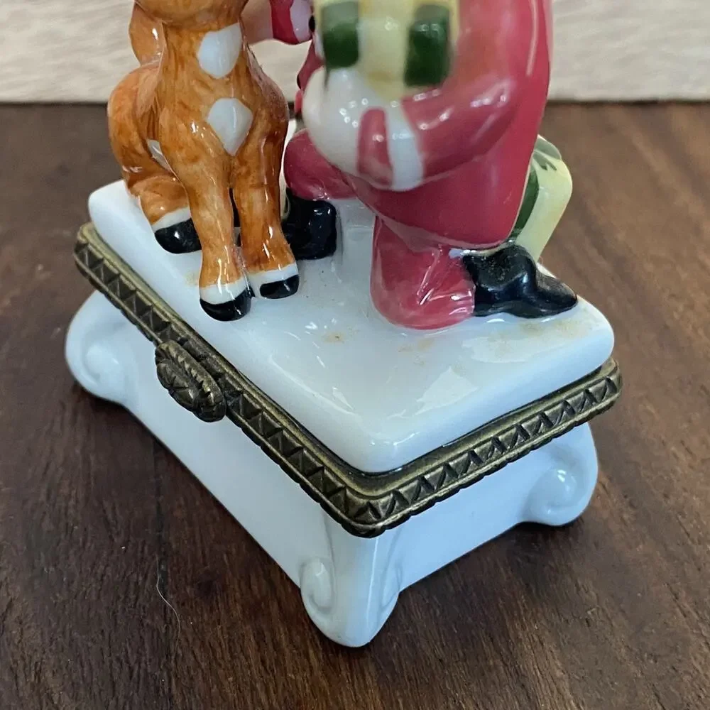 Midwest Of Cannon Falls Rudolph And Santa Trinket Box Vintage 1999 w/ Present